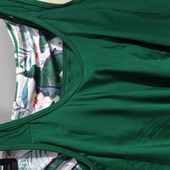 GREEN FLOUNCE TANKINI & WHITE FLORALHIGH WAIST SWIMSUIT SIZE SMALL NWT - Picture 5 of 6